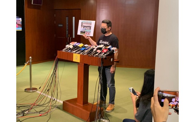 康文署封鎖維園阻六四悼念 尹兆堅轟行政墮落政治打壓